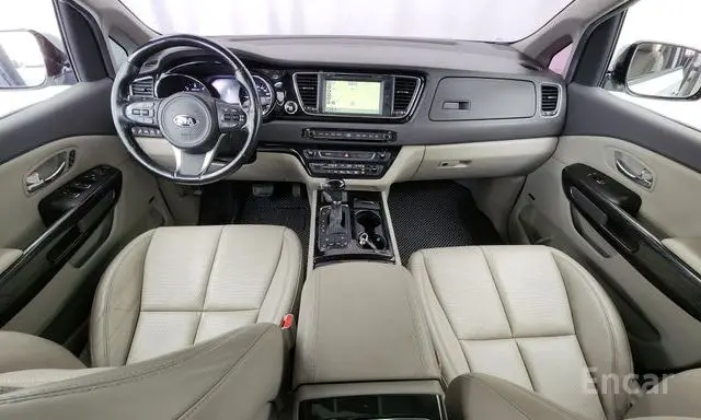 Kia All New Carnival 7 Seater Limousine President