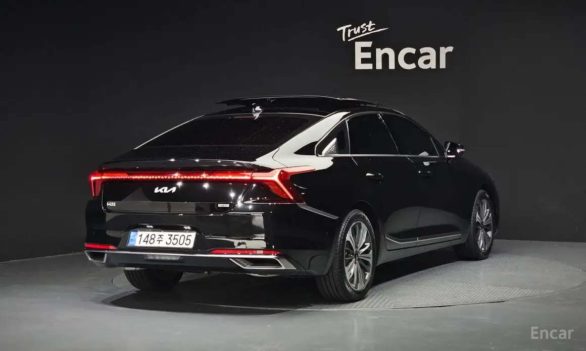 Kia K8 Hybrid Signature Special