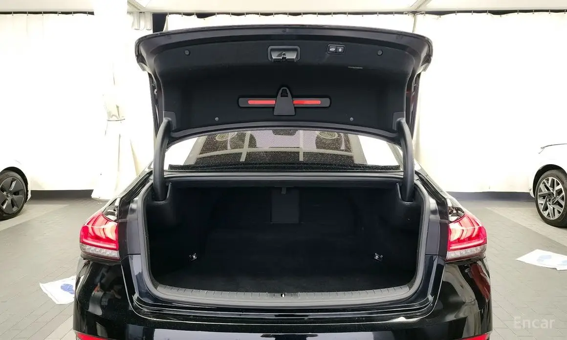 Genesis G80 3.3 T-GDI AWD Sports