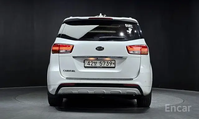 Kia All New Carnival 9-Seater Noblesse Special