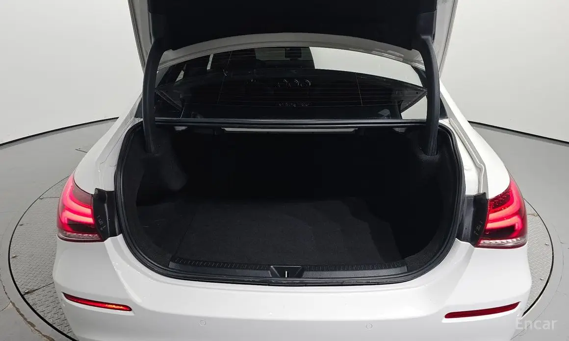 Mercedes-Benz A-Class W177 A250 4MATIC Sedan