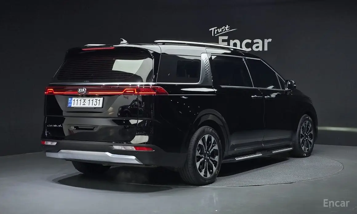 Kia Carnival 4th Generation Gasoline 9-seater Signature