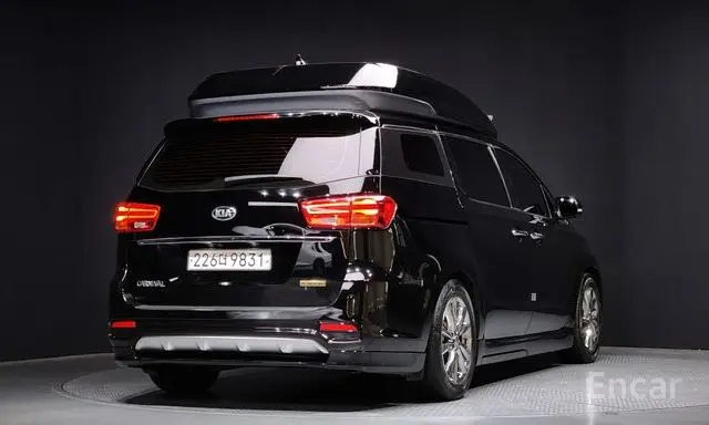 Kia The New Carnival 7-Seater High Rimujin President