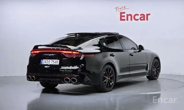 Kia Stinger Meister 3.3 GT AWD Arkro Edition