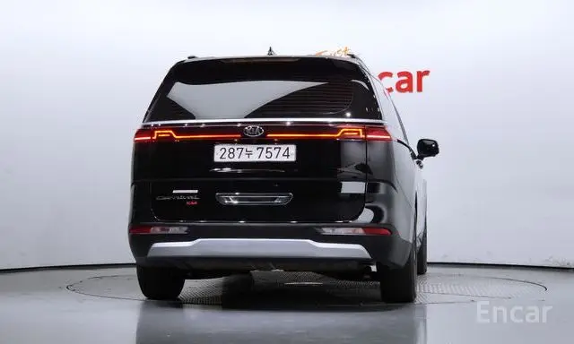Kia Carnival 4th Generation 9-seater Prestige