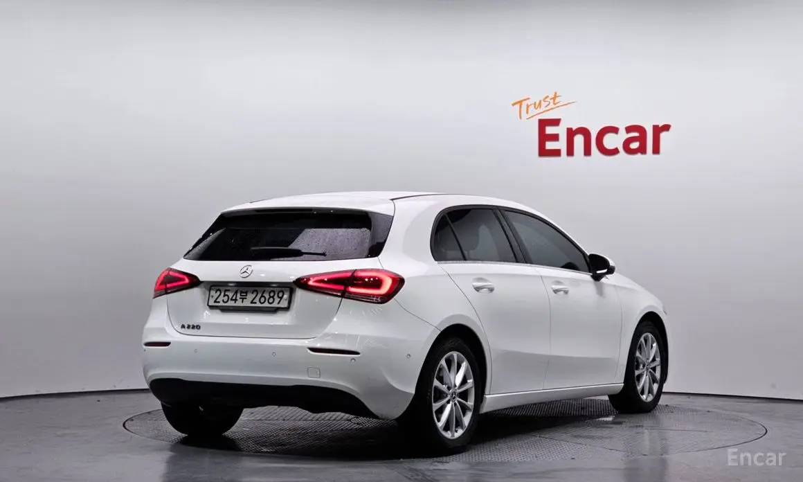 Mercedes-Benz A-Class W177 A220 Hatchback