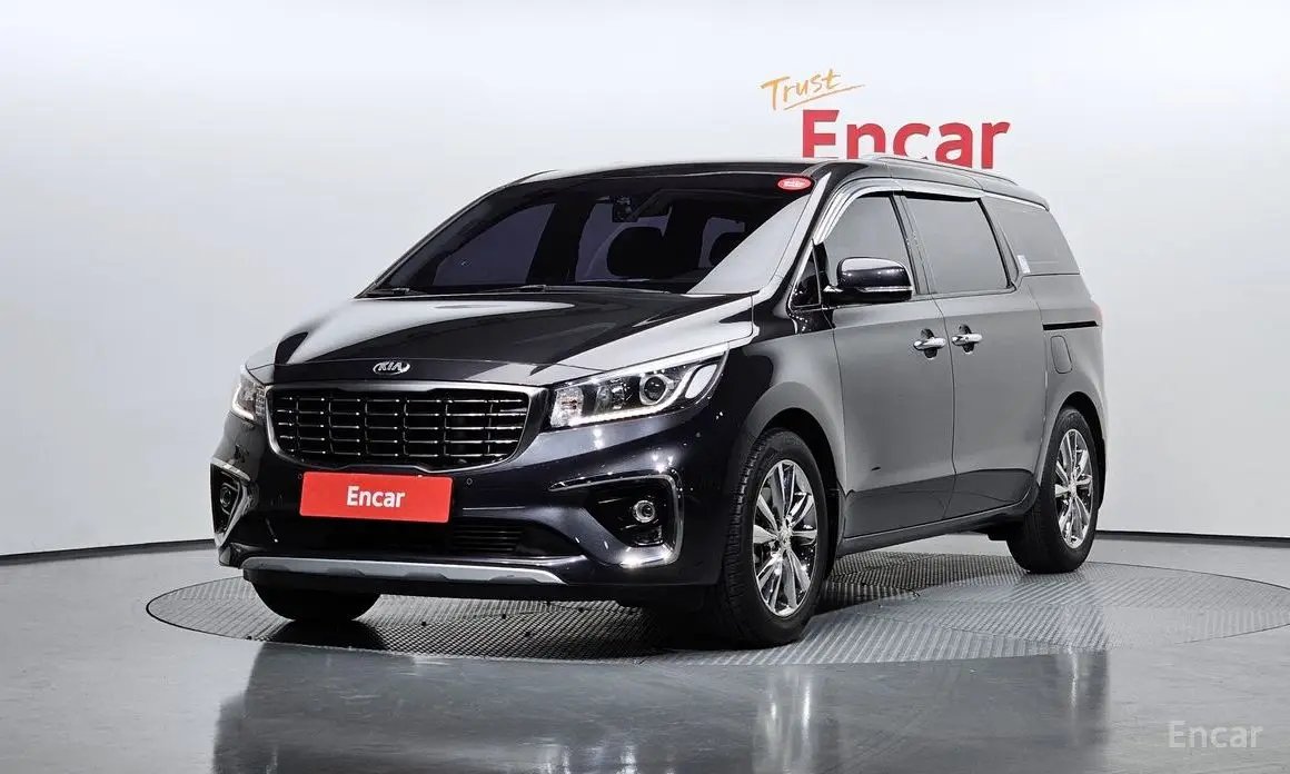Kia The New Carnival 9 Seater Prestige