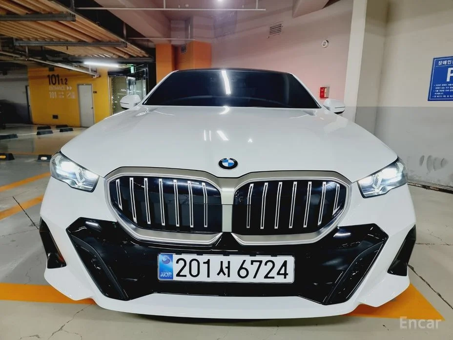 BMW 5 Series (G60) 530i xDrive M Sport