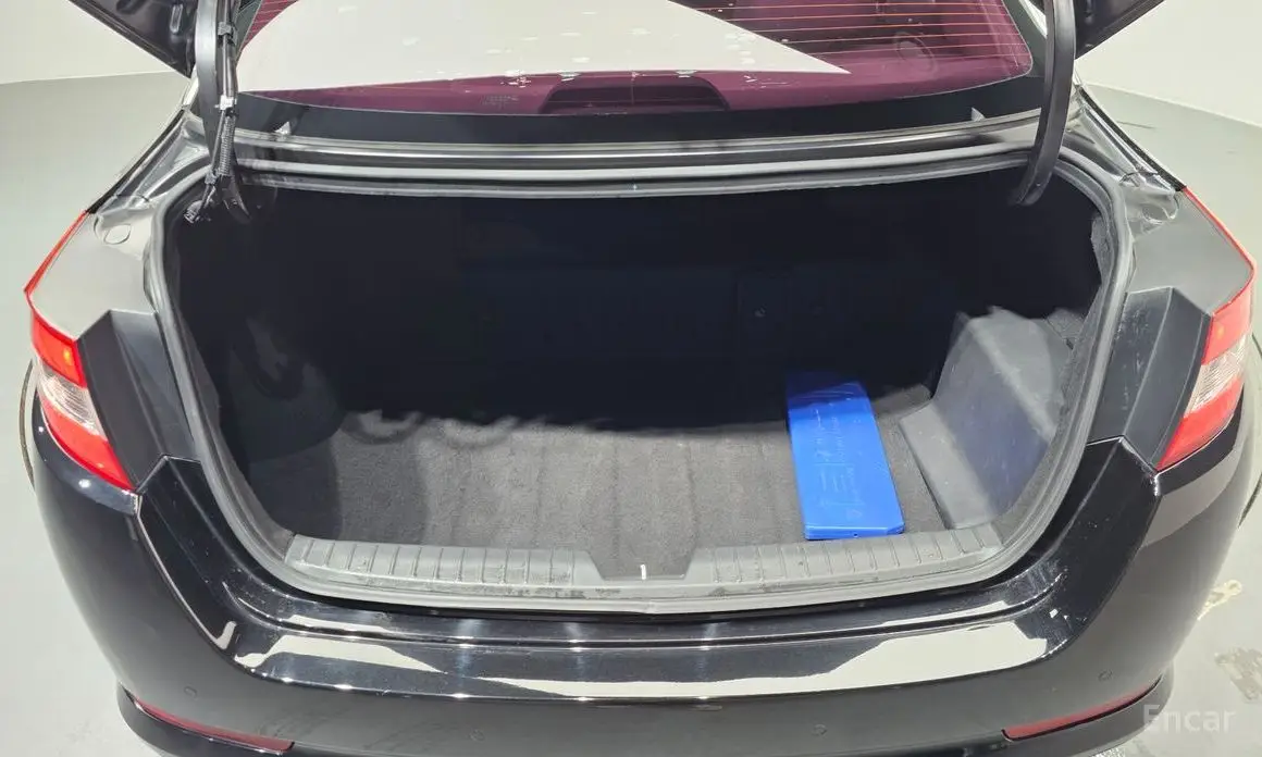 Kia K5 Hybrid Noblesse