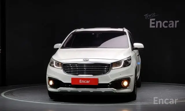 Kia All New Carnival 7 Seater Limousine President