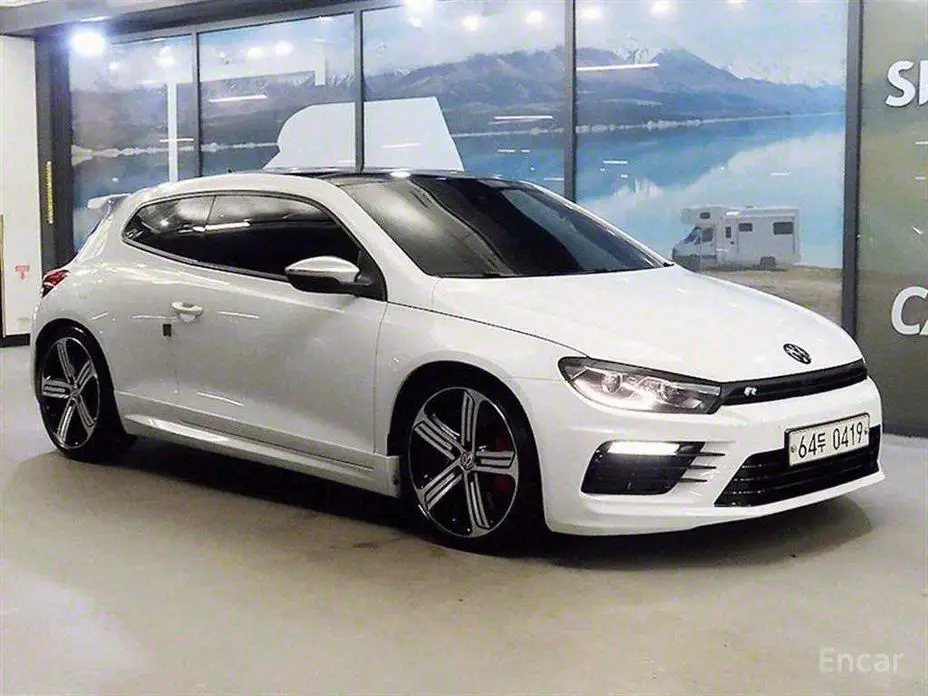 Volkswagen Sirocco 2.0 TDI R-Line