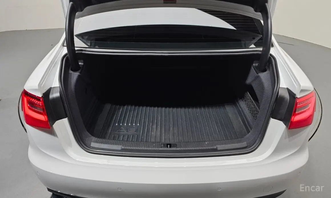 Audi New A6 35 TDI 7