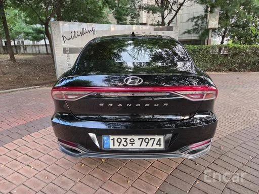 Kia The New Granzer IG 2.5 R Blanc