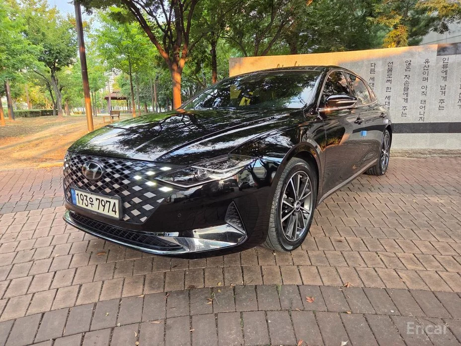 Kia The New Granzer IG 2.5 R Blanc