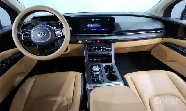 Kia Carnival 4th Generation 9-seater Prestige