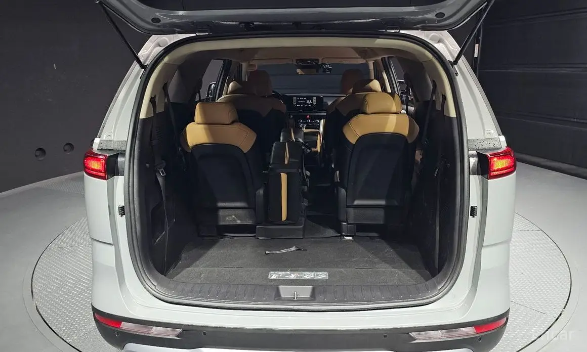 Kia Carnival 4th Generation Gasoline 11-Seater Prestige