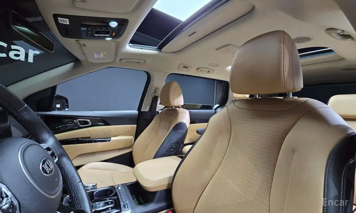 Kia Carnival 4th Generation Gasoline 9-seater Signature