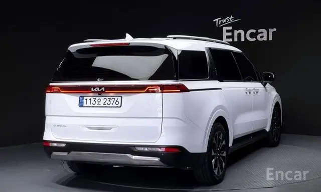 Kia Carnival 4th Generation 7-Seater Signature