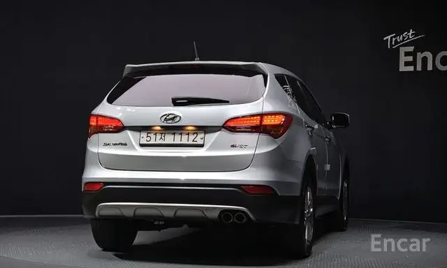 Hyundai Santafe DM Diesel (e-VGT) 2.0 2WD Modern