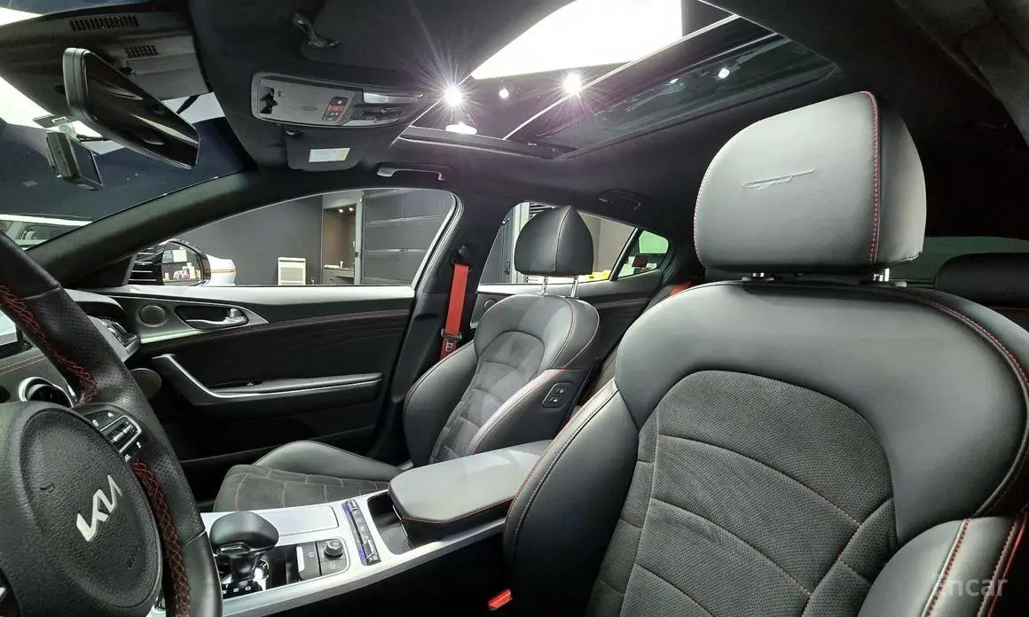 Kia Stinger Meister 3.3 GT AWD Arkro Edition