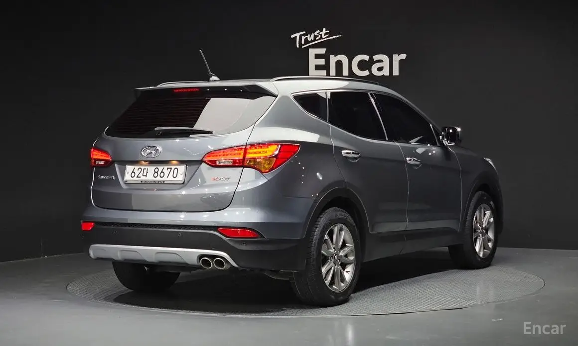 Hyundai Santafe DM Diesel (e-VGT) 2.0 2WD Premium