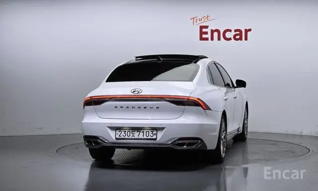 Kia The New Granzer IG 3.3 Calligraphy